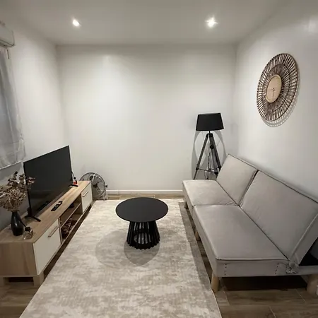 Cozy With Easy Access To Paris & Parc Des Expositions * スヴラン