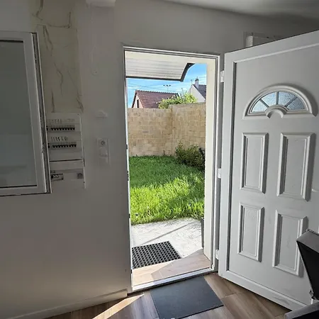 Cozy With Easy Access To Paris & Parc Des Expositions *