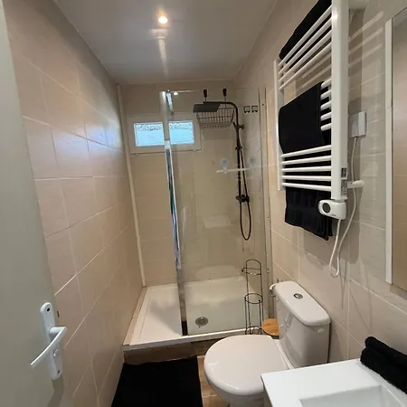 アパート Cozy With Easy Access To Paris & Parc Des Expositions